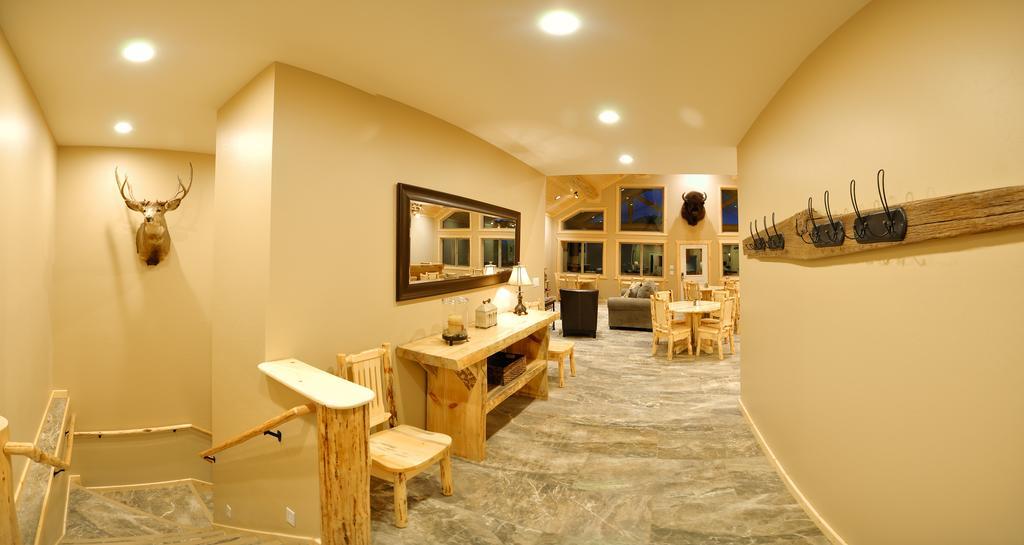 Paddle Ridge Villa West Glacier Kültér fotó