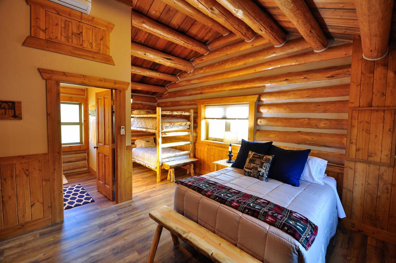 Paddle Ridge Villa West Glacier Kültér fotó
